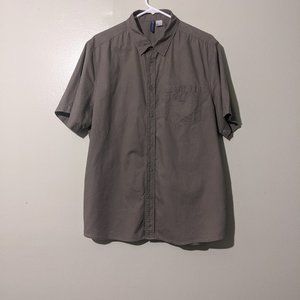 Divided Short Sleeved Cotton Shirt